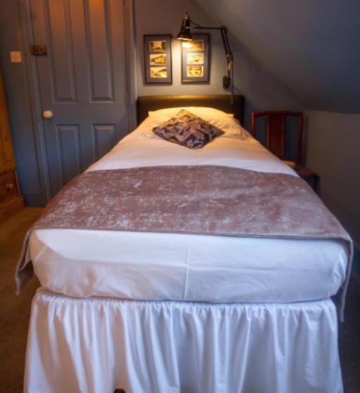 غرفة سوبيريور فردية, Hill View House