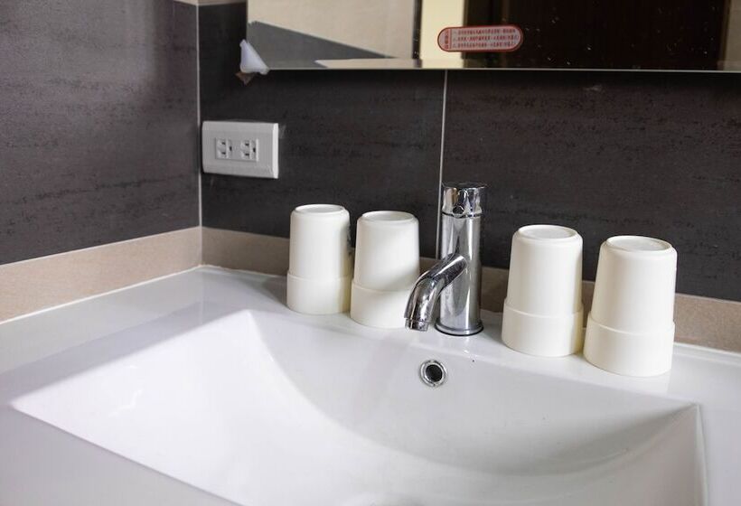 اتاق استاندارد با تخت دوبل, Tung Shiang Homestay