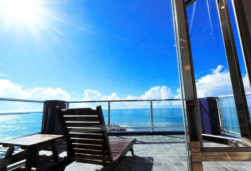 اتاق استاندارد با بالکن و چشم‌انداز دریا, Two Home Inn