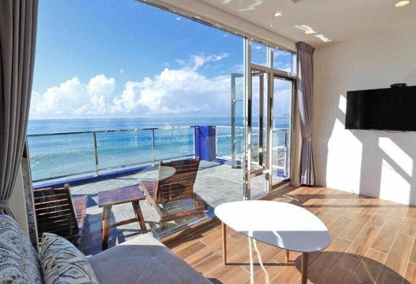 اتاق استاندارد با بالکن و چشم‌انداز دریا, Two Home Inn