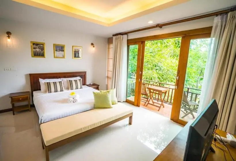 اتاق لوکس با چشم‌انداز باغ, Anyamanee Resort