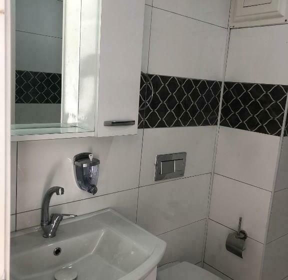 4인용 스탠다드 룸, Aroma Butik