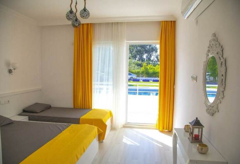 חדר סטנדרט לארבעה, Aroma Butik