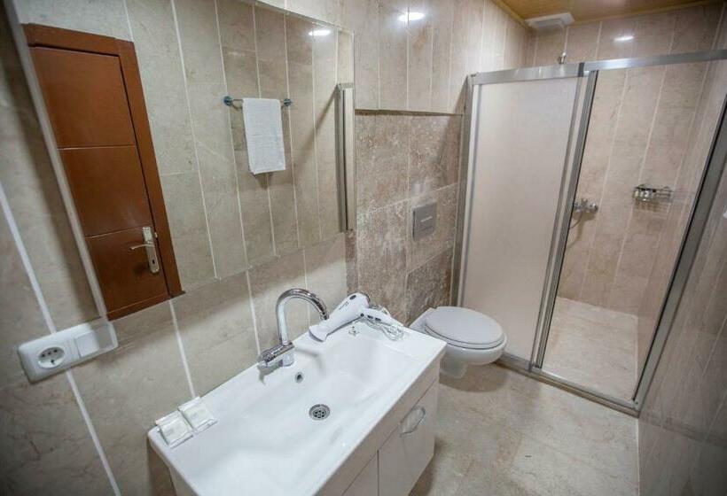 سوییت خانوادگی, Capiedra