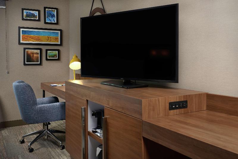 Номер Стандартный с Видом, Hampton Inn By Hilton Burley