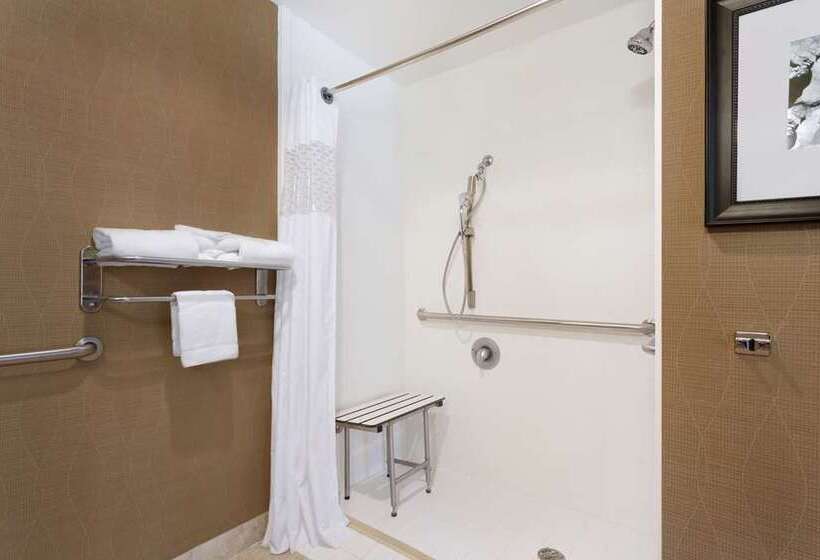 Стандартный Номер Кровать Кинг, Hampton Inn & Suites Pittsburgh New Stanton