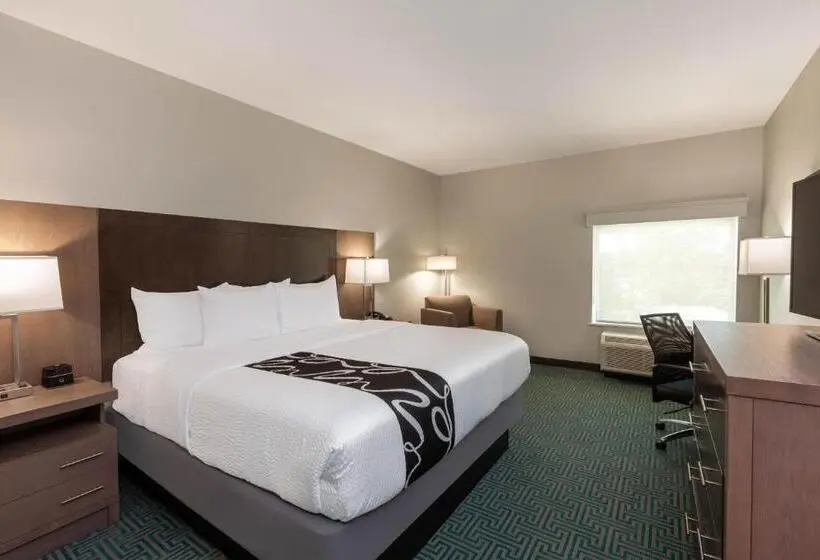 身障者適用キングサイズベッドルーム, La Quinta Inn & Suites By Wyndham Lafayette Oil Center