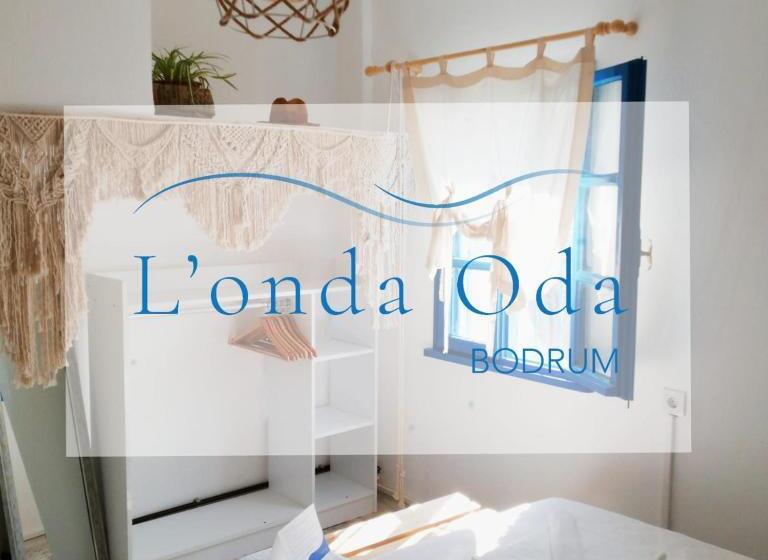 חדר קלאסי לשלושה, L'onda Oda Bodrum