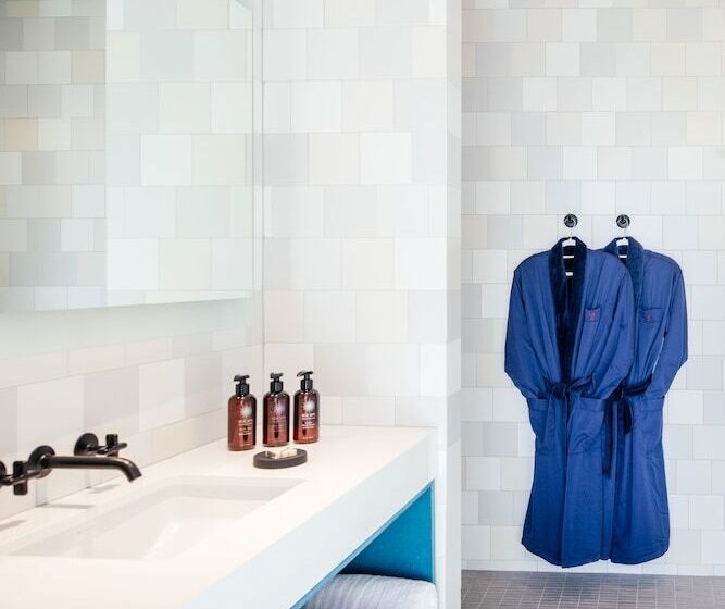 标准间, San Luis Obispo