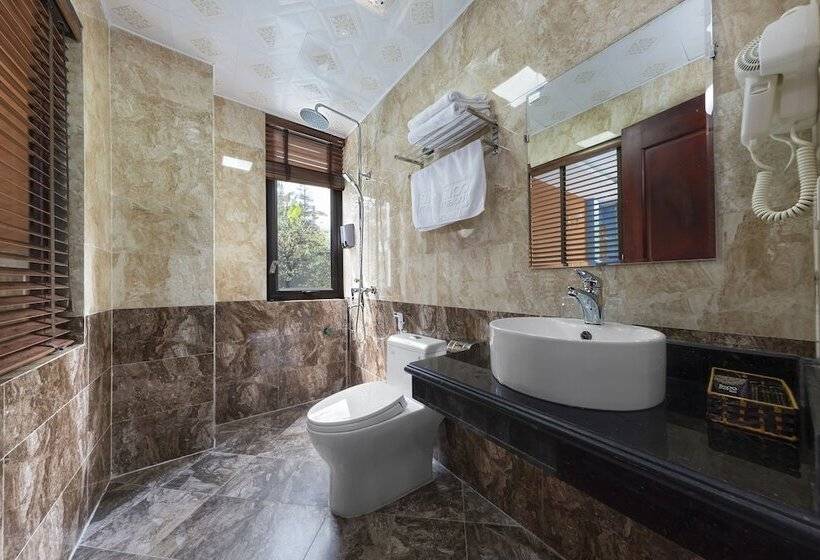 اتاق لوکس, Sapa Melody