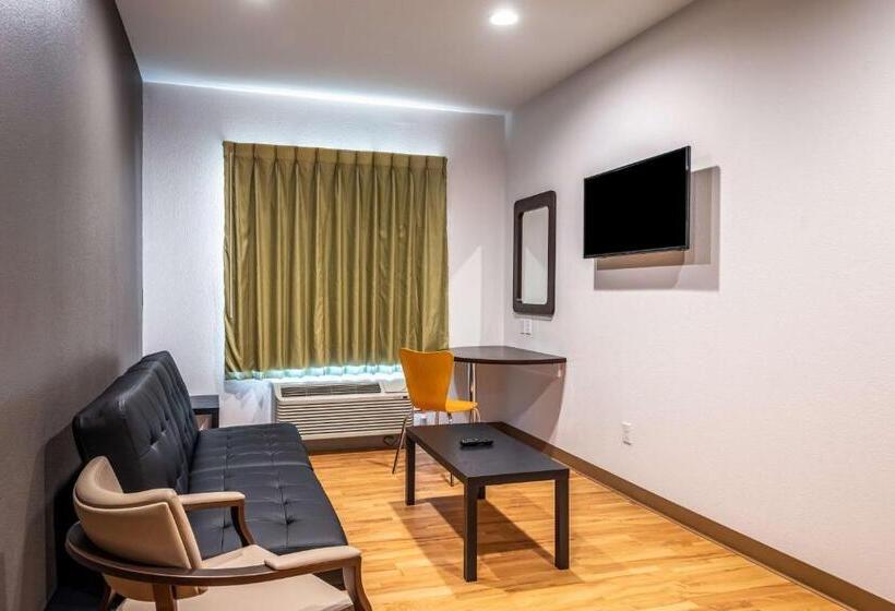 스위트, Studio 6 Lake Charles