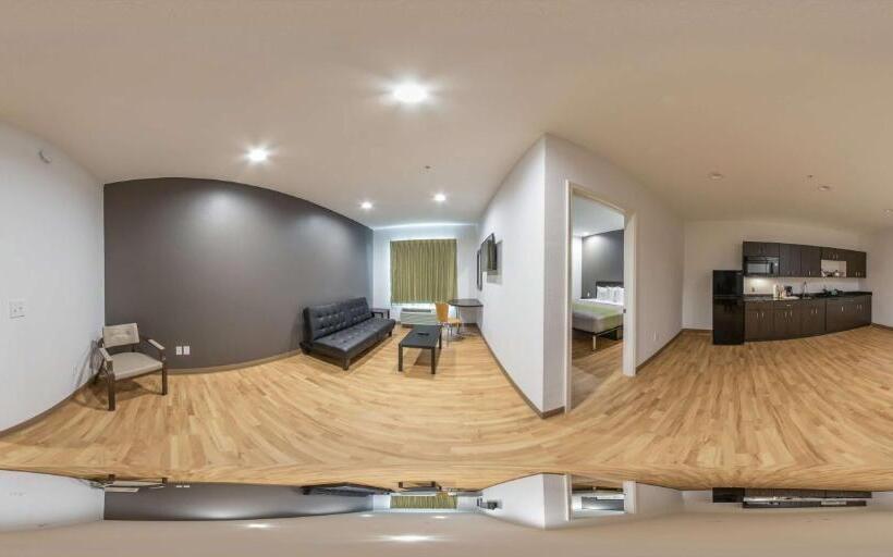 سوییت, Studio 6 Lake Charles