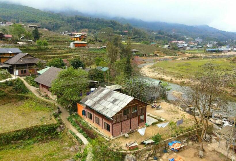 اتاق استاندارد با چشم‌انداز باغ, River Mountain View Homestay