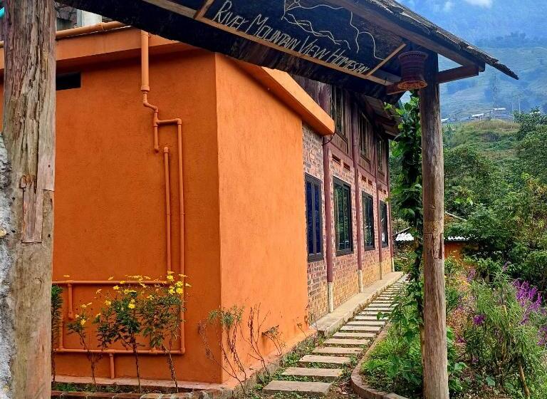 اتاق استاندارد با چشم‌انداز باغ, River Mountain View Homestay