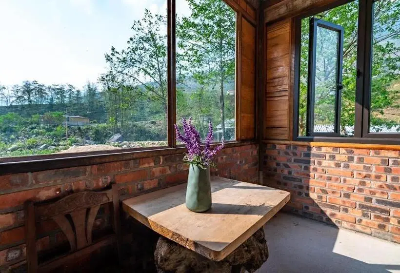 اتاق استاندارد با چشم‌انداز کوهستان, River Mountain View Homestay