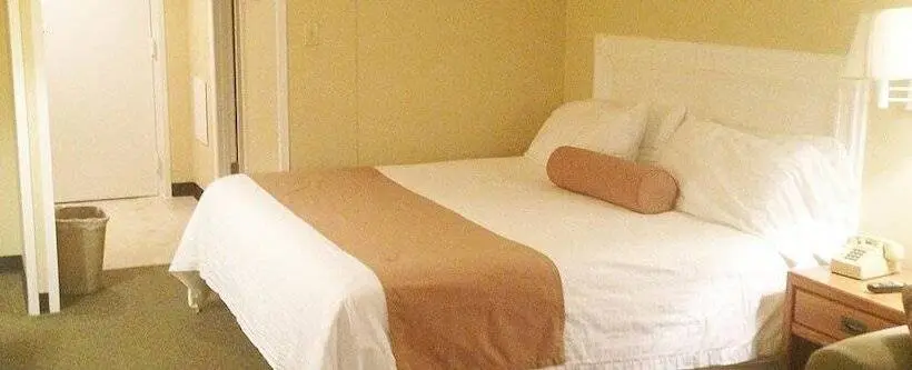 デラックスルーム, Fenwick Islander Motel
