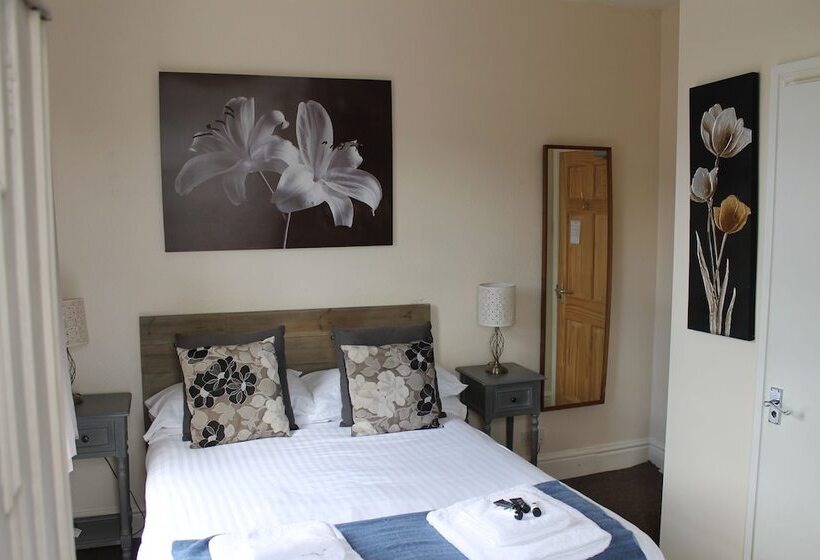 スタンダードルーム, The Red Lion