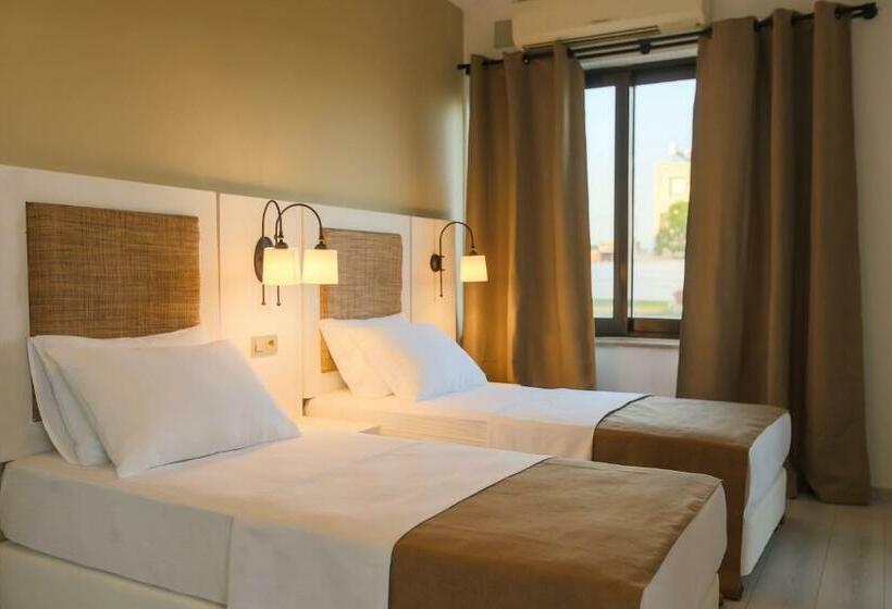 Семейный Номер, Ayvalık Sea Resort