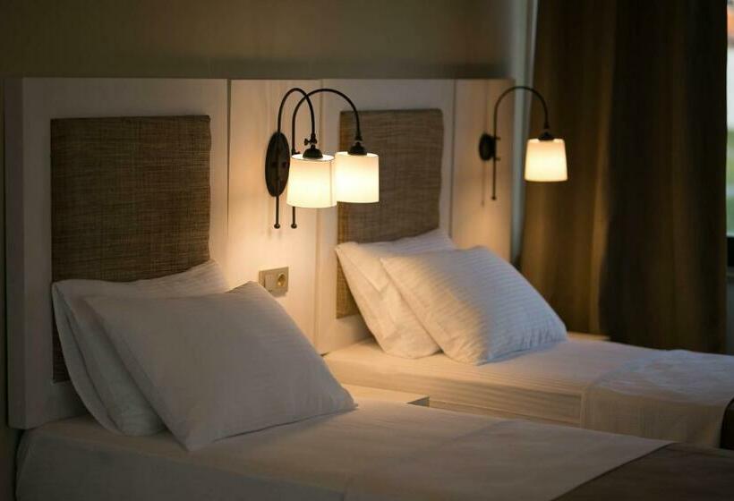 Семейный Номер, Ayvalık Sea Resort