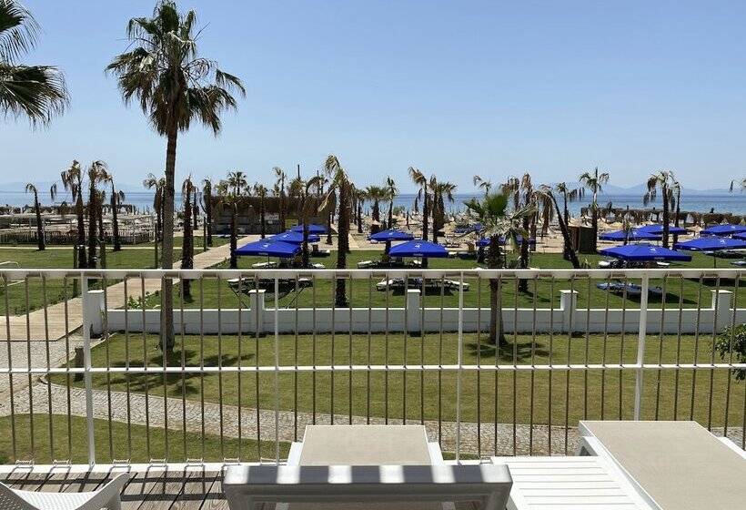 Семейный Номер, Ayvalık Sea Resort