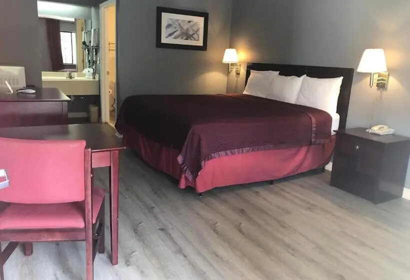 اتاق استاندارد با تخت بزرگ, Majestic Inn