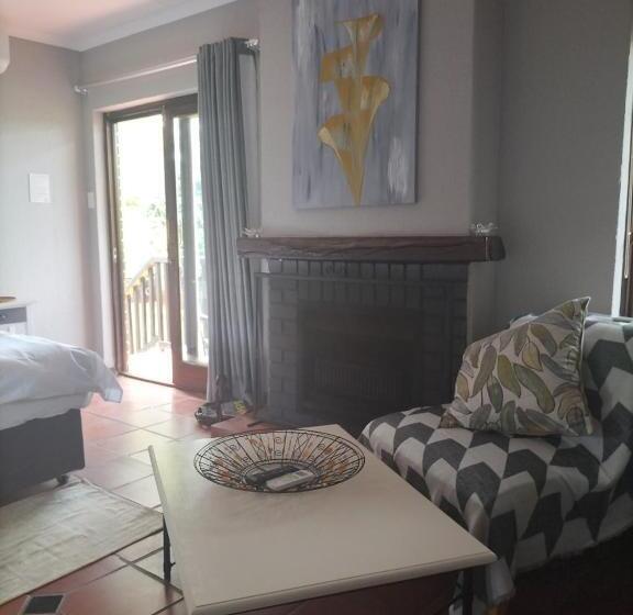 غرفة قياسية مطلّة علي الحديقة, Greenway Woods Resort