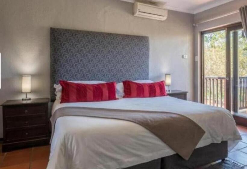 غرفة قياسية مطلّة علي الحديقة, Greenway Woods Resort