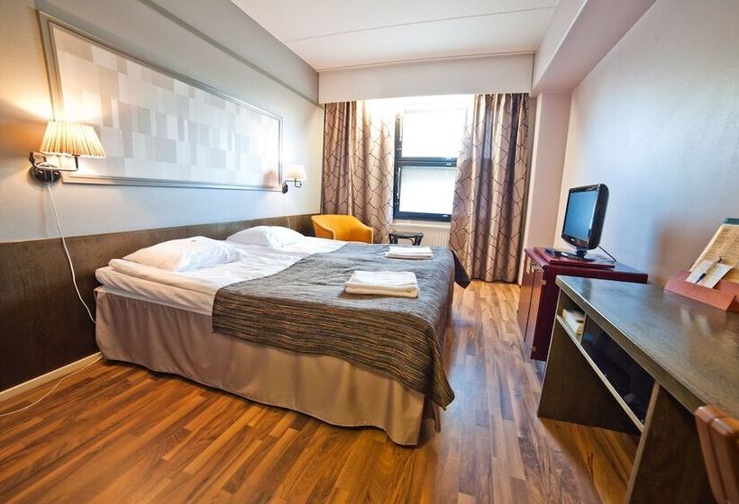 חדר סטנדרט, Lapuahovi