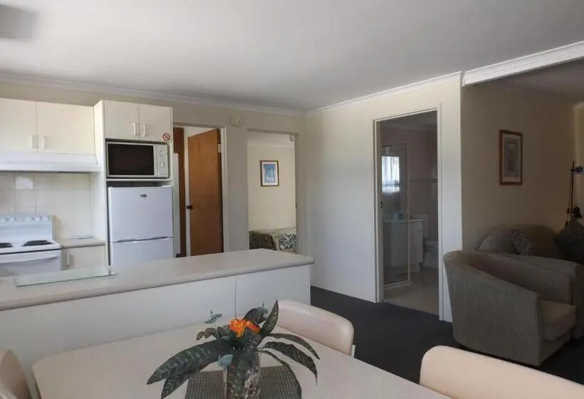 Huoneisto 2 Makuuhuonetta Merinäkymä, Surfside Merimbula Holiday Apartments