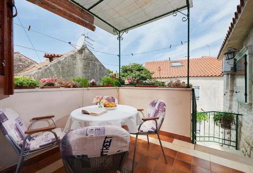 חדר סטנדרט, Apartments And Rooms Jare   In Old Town