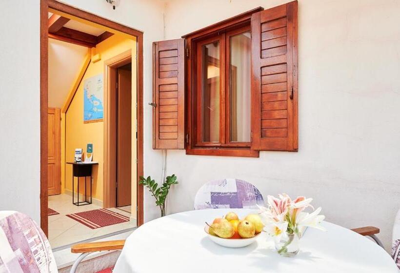 דירת חדר, Apartments And Rooms Jare   In Old Town