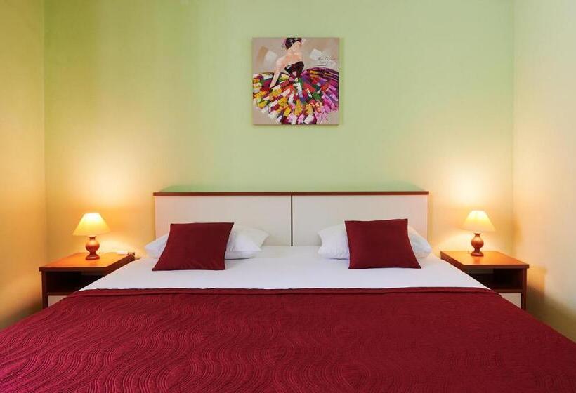 Номер Стандарт, Apartments And Rooms Jare   In Old Town