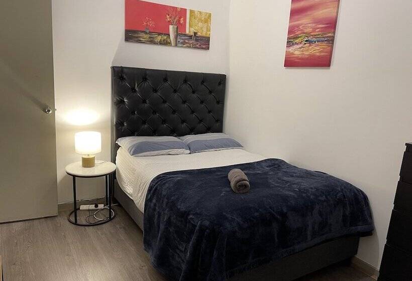 חדר אקונומי, Summer Inn City