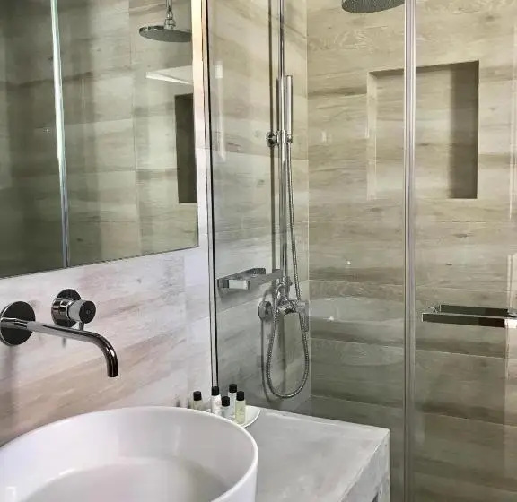 اتاق سوپریور با چشم‌انداز باغ, Aellia Hotel & Suites Leros