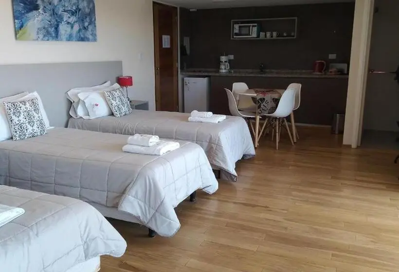 Standard Neljän Hengen Huone, Apart Hotel Quijote By Dot Suites