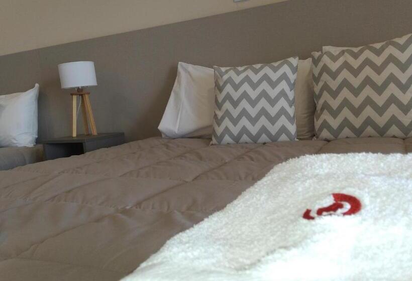 Standaard Driepersoonskamer, Apart Hotel Quijote By Dot Suites