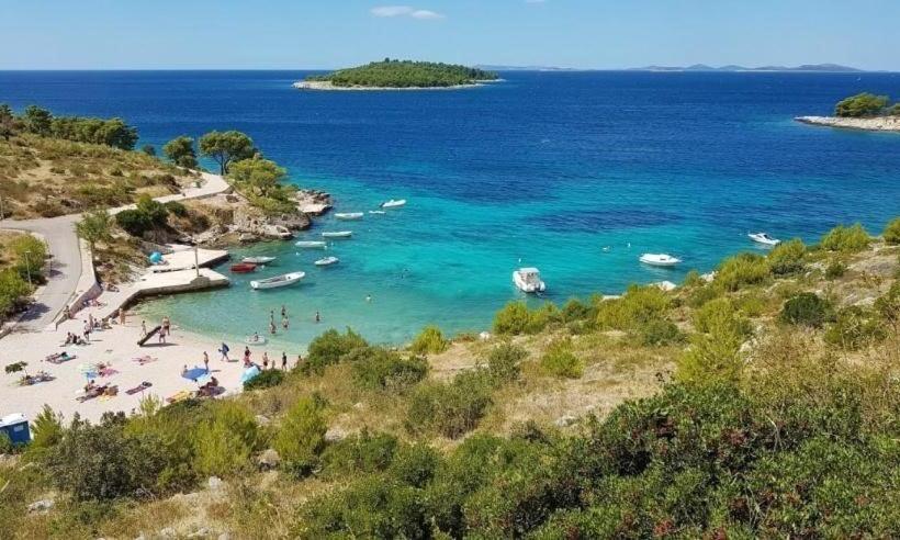 شقة غرفة واحدة مطلة على البحر, Apartments Mate