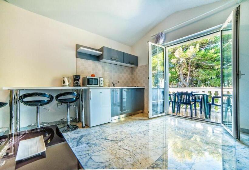 آپارتمان 1 خوابه, Apartments Villa Ori