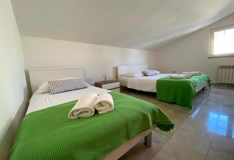 آپارتمان 1 خوابه, Apartments Villa Ori