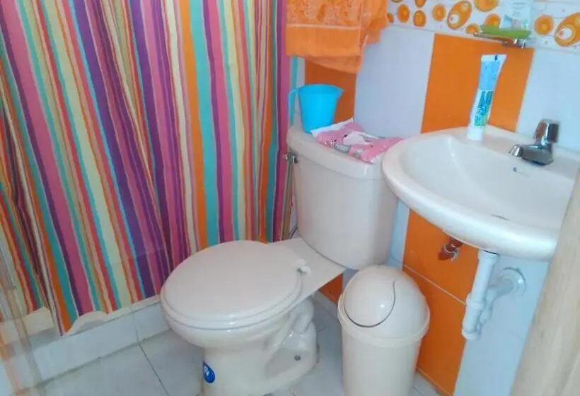 اتاق استاندارد سه نفره, Casa Huespedes El Molino