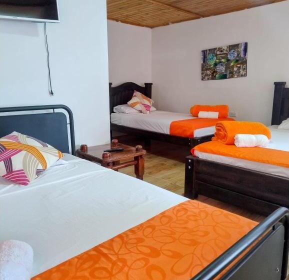 패밀리 룸, Finca Hotel Santa Clara