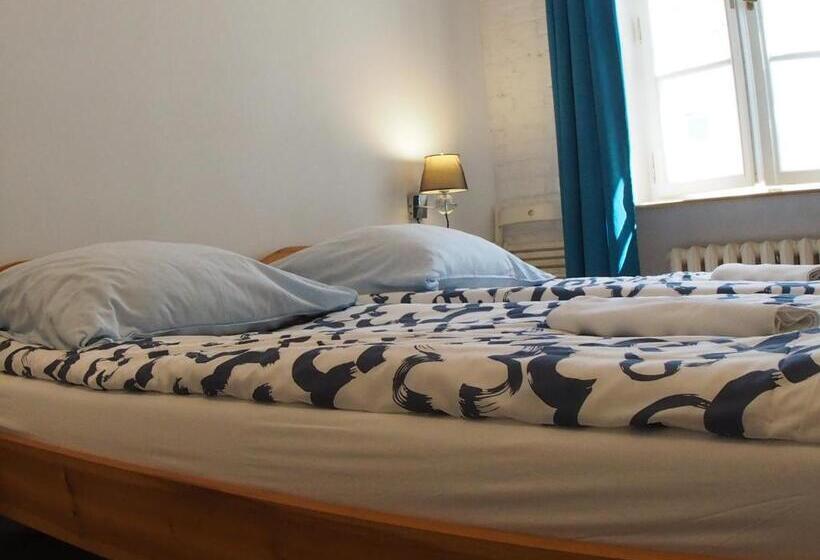 غرفة قياسية حمام مشترك, Chmielna 5 Rooms & Apartments