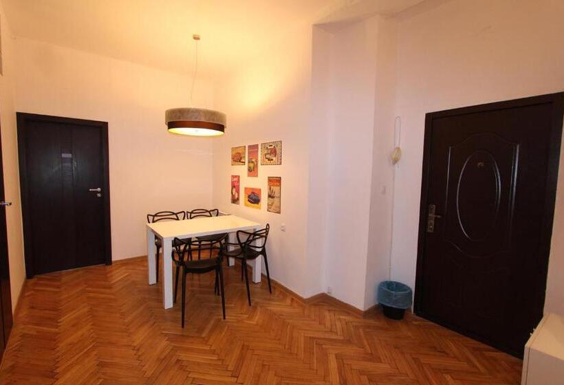 Номер Стандарт Совместная Ванная, Chmielna 5 Rooms & Apartments