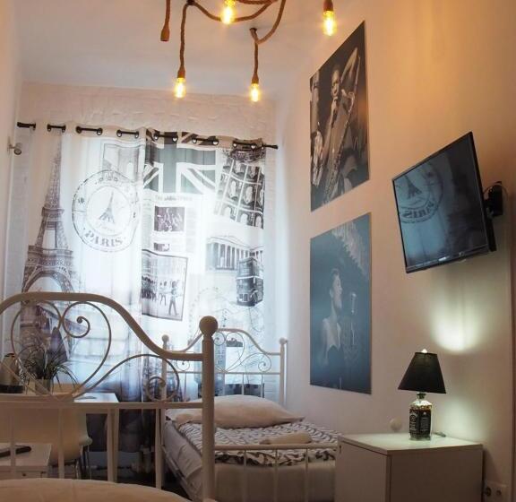 Номер Стандарт, Chmielna 5 Rooms & Apartments