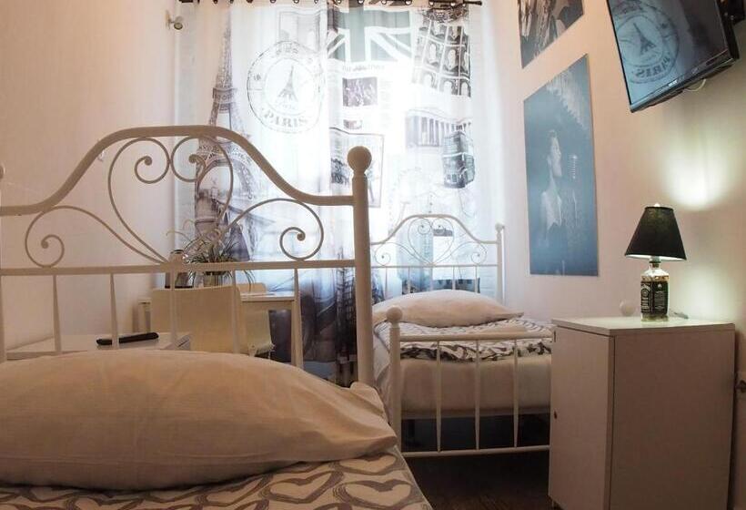 غرفة قياسية, Chmielna 5 Rooms & Apartments