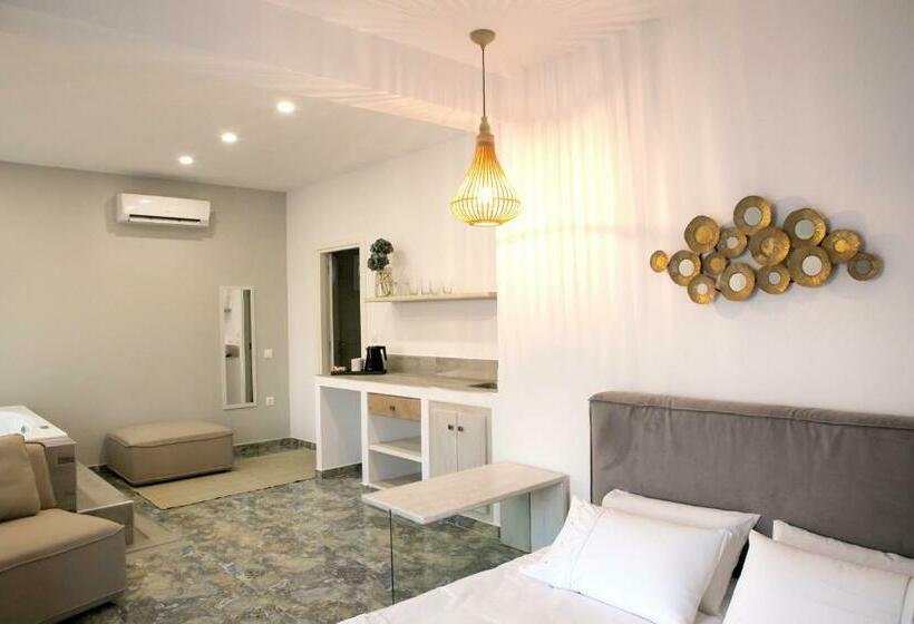 جناح مطلّ علي البحر, Hyperion