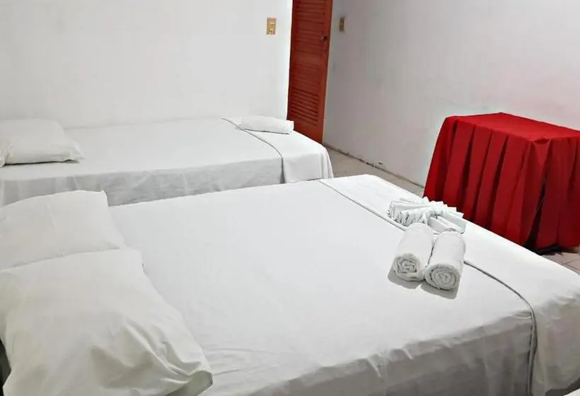 Deluxe Neljän Hengen Huone, Pousada Manaíra Buena Playa