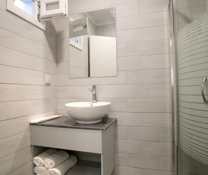 Chambre Triple Standard Vue Mer, Hyperion