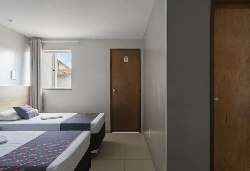 Perhehuone, Mega Aeroporto Hotel Apenas 1 Km De Distância Do Aeroporto De Fortaleza