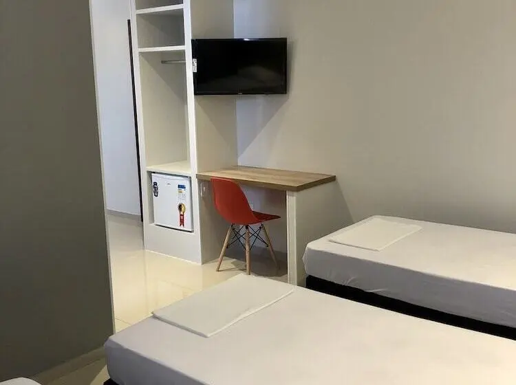 Perhehuone, Mega Aeroporto Hotel Apenas 1 Km De Distância Do Aeroporto De Fortaleza